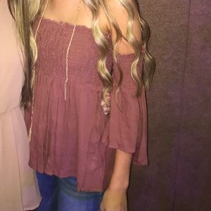 Off-the-shoulder shirt